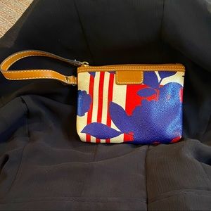 NWOT Nine West Wristlet
